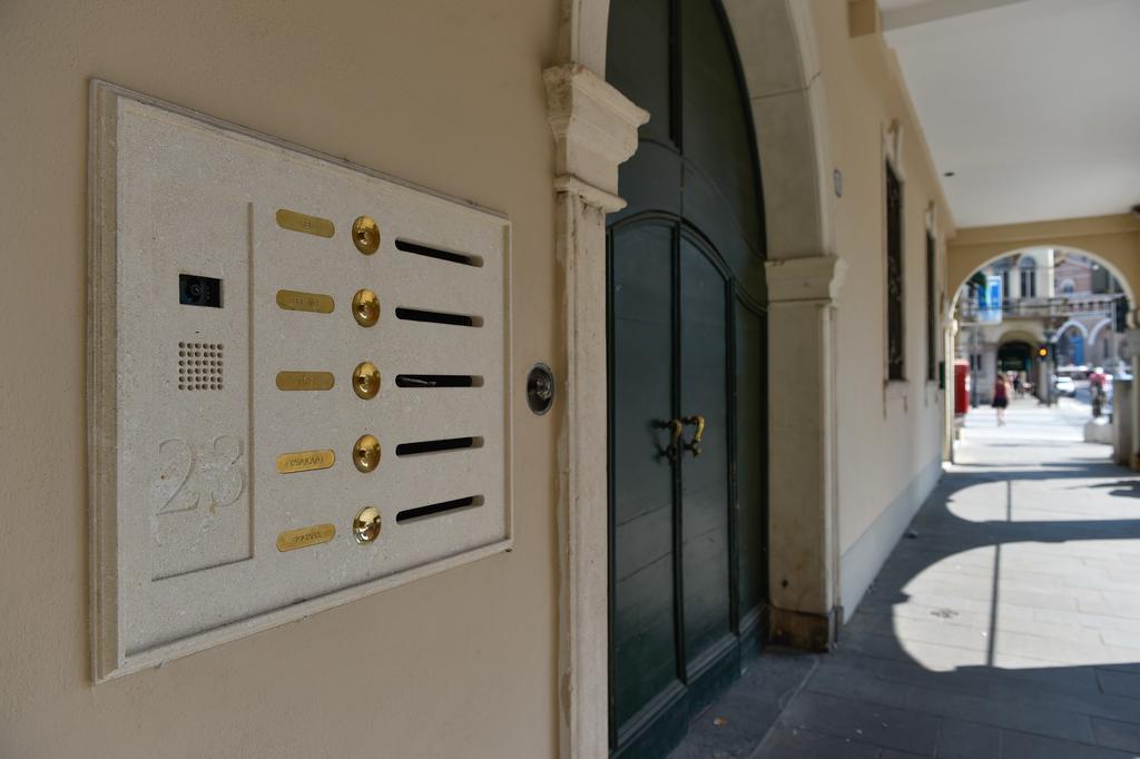 Palazzo Bovio - Boutique Apartments Padua Exteriör bild